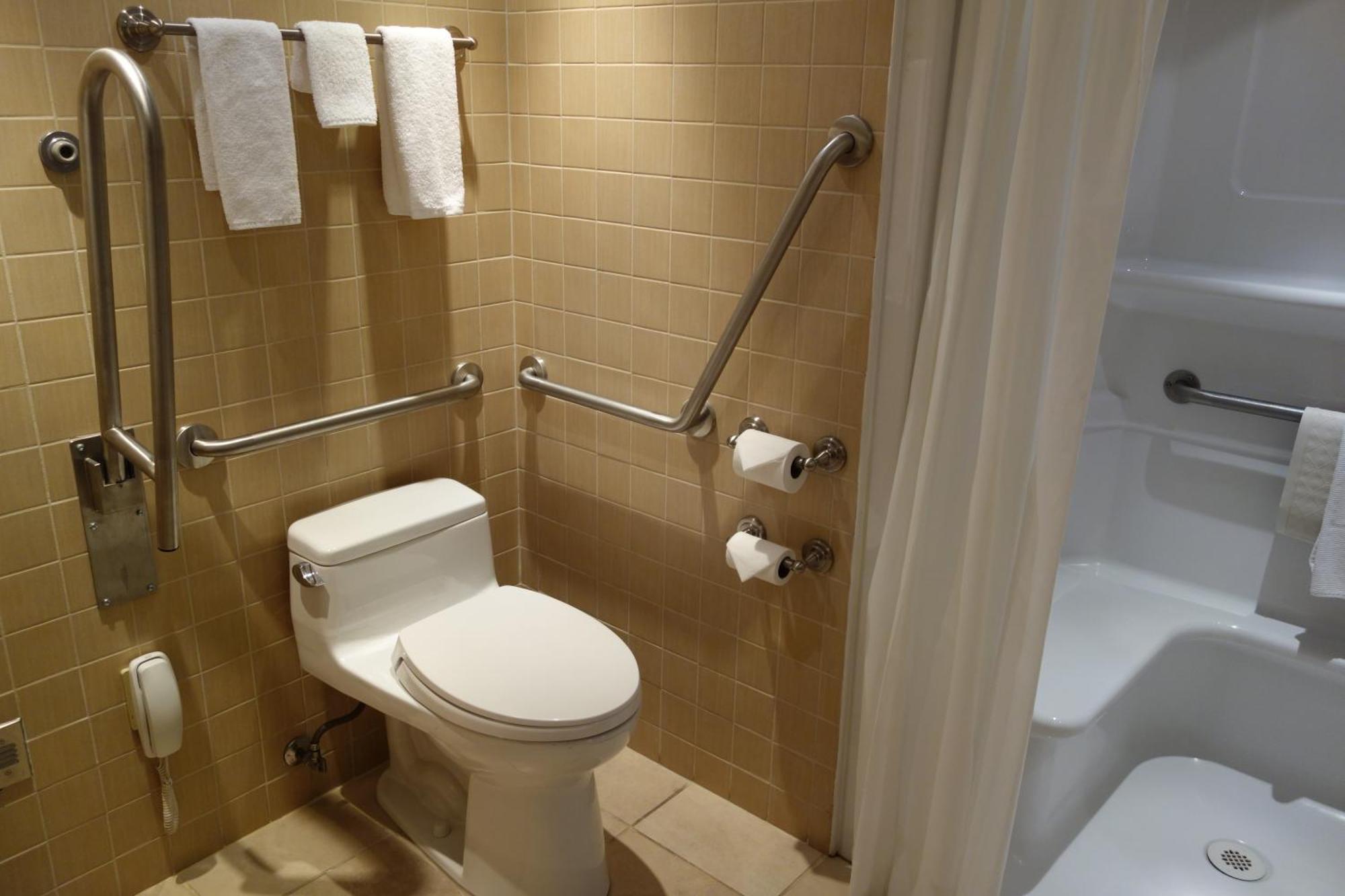 Chateau Louis Hotel & Conference Centre Edmonton Zewnętrze zdjęcie