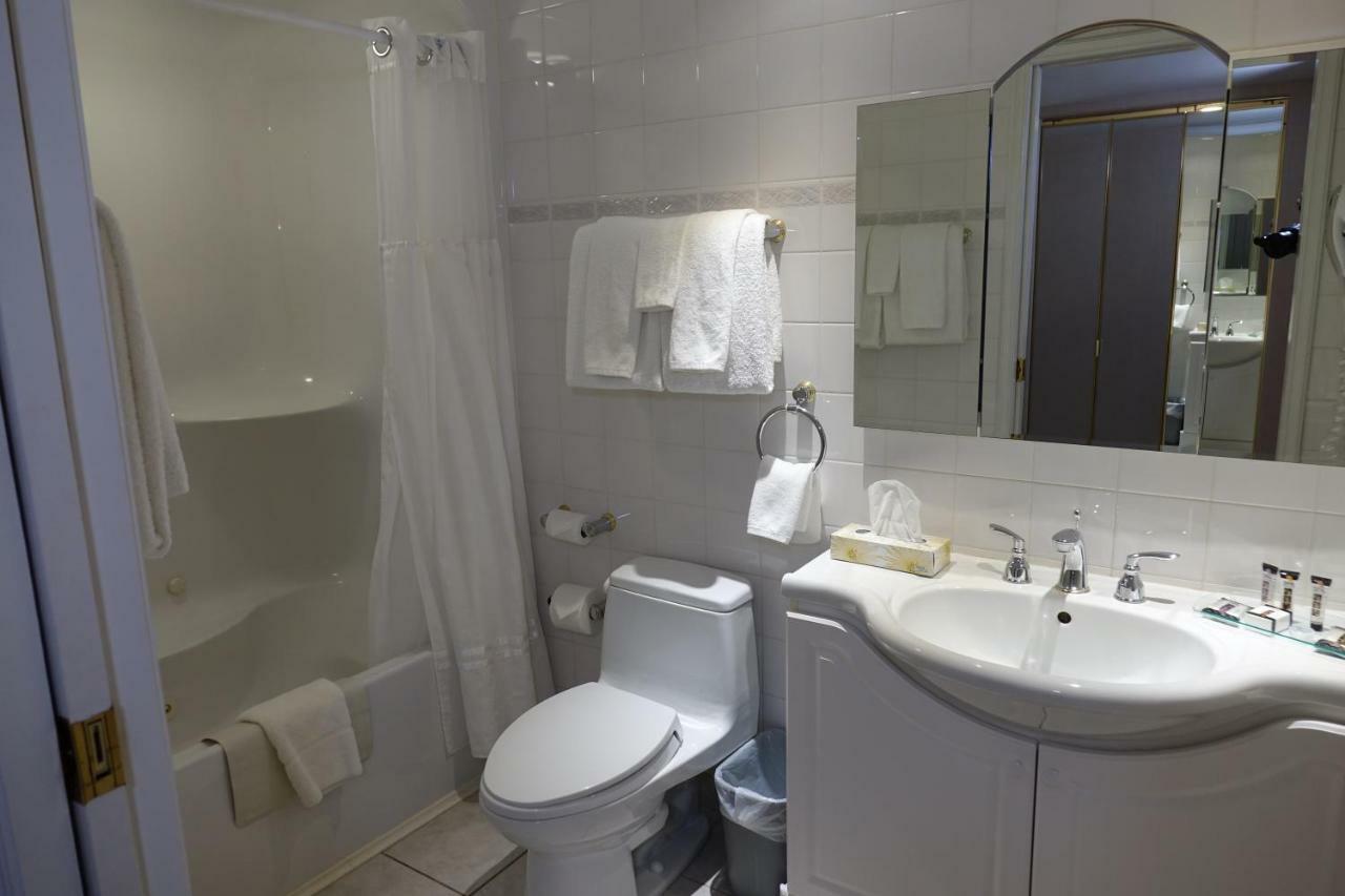 Chateau Louis Hotel & Conference Centre Edmonton Zewnętrze zdjęcie